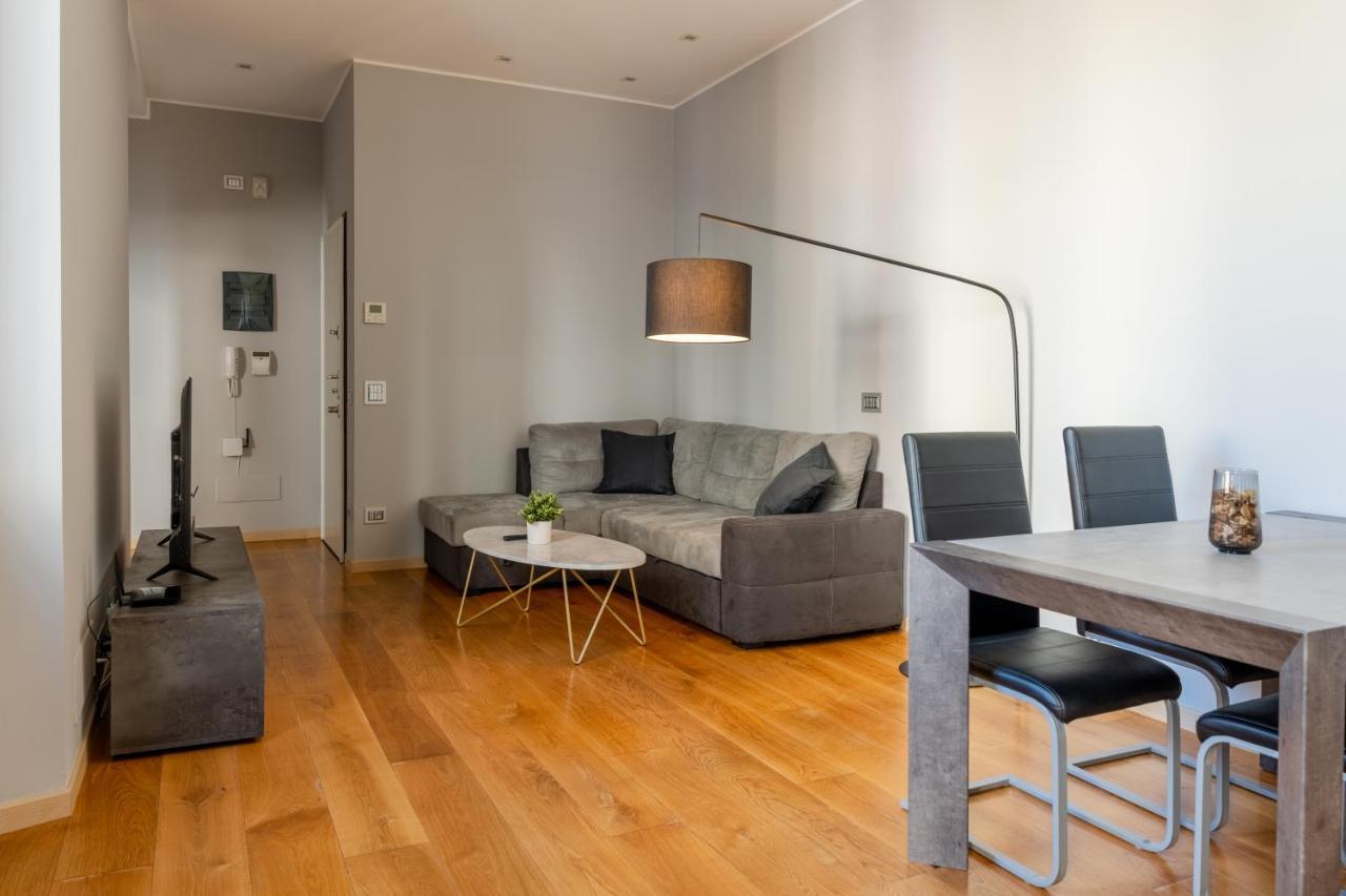 5 Min Duomo Luxury Home In Brera Design District 米兰 外观 照片
